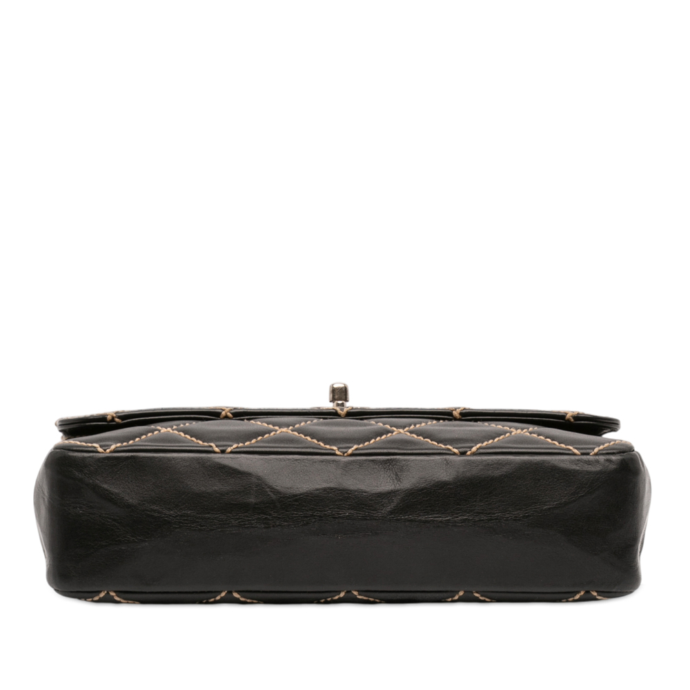 Pre-Loved Chanel CC Wild Stitch Lambskin Flap - Picture 3 of 11